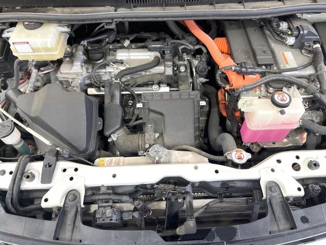 TOYOTA NOAH HYBRID 2020 Image 31