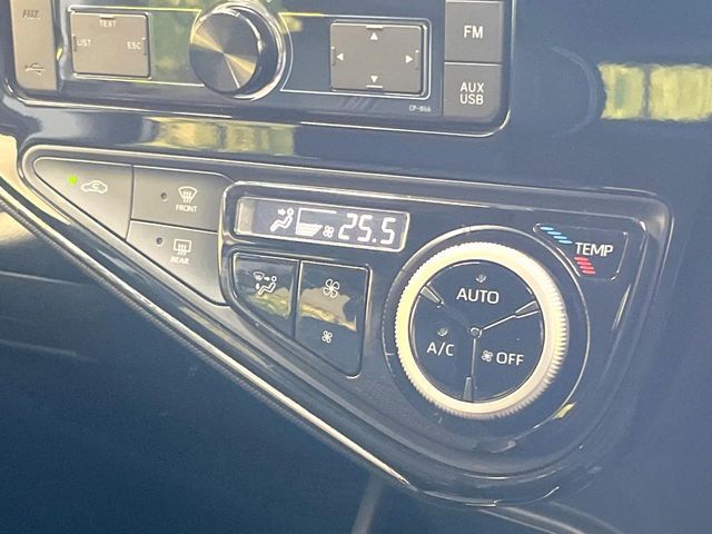 TOYOTA AQUA 2017 Image 31