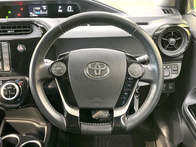 TOYOTA AQUA 2017 Image 31