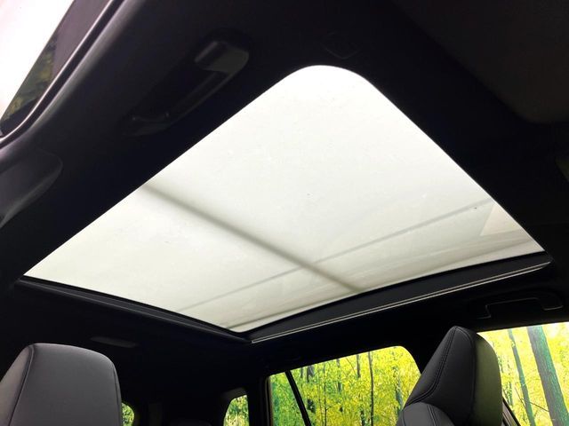 TOYOTA COROLLA CROSS HYBRID 2025 Image 31