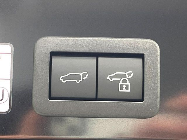 TOYOTA COROLLA CROSS HYBRID 2025 Image 31