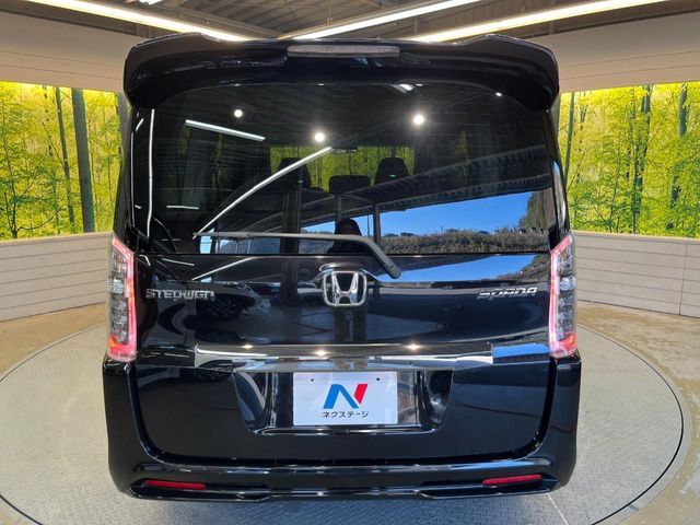 HONDA STEPWAGON SPADA 2012 Image 31