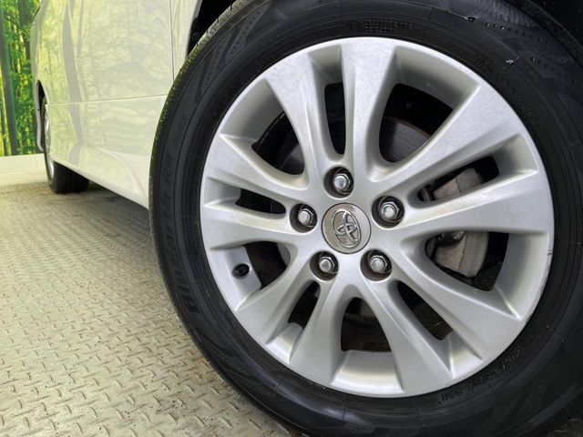 TOYOTA VOXY 2012 Image 31