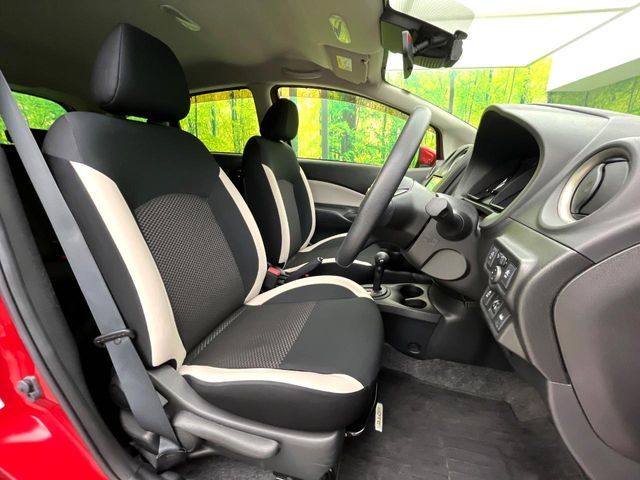 NISSAN NOTE 2017 Image 31