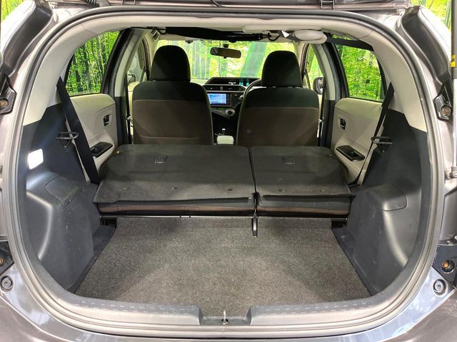 TOYOTA AQUA 2012 Image 31