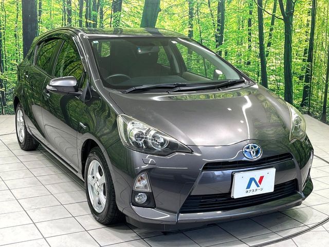 TOYOTA AQUA 2012 Image 31