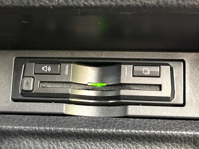 TOYOTA VOXY 2015 Image 31