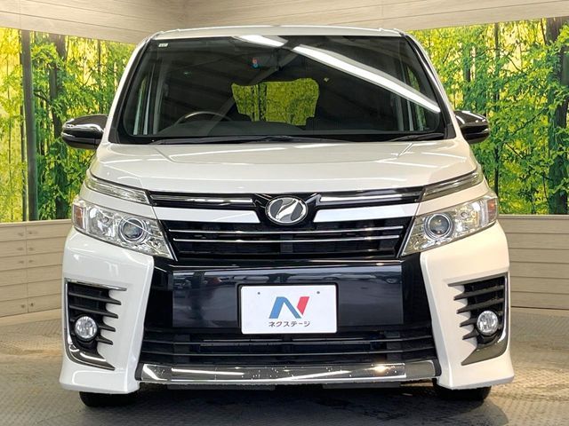 TOYOTA VOXY 2015 Image 31