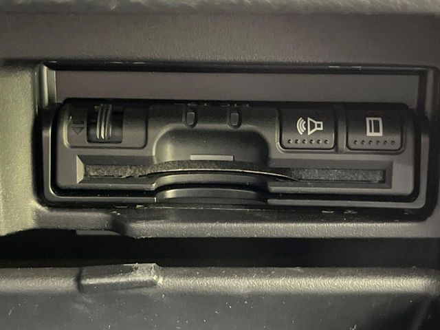 NISSAN SERENA  S-HYBRID 2017 Image 31