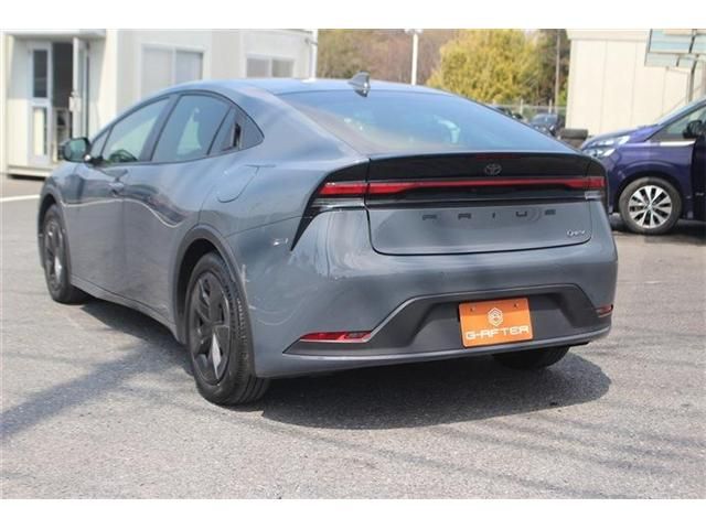 TOYOTA PRIUS 2023 Image 31