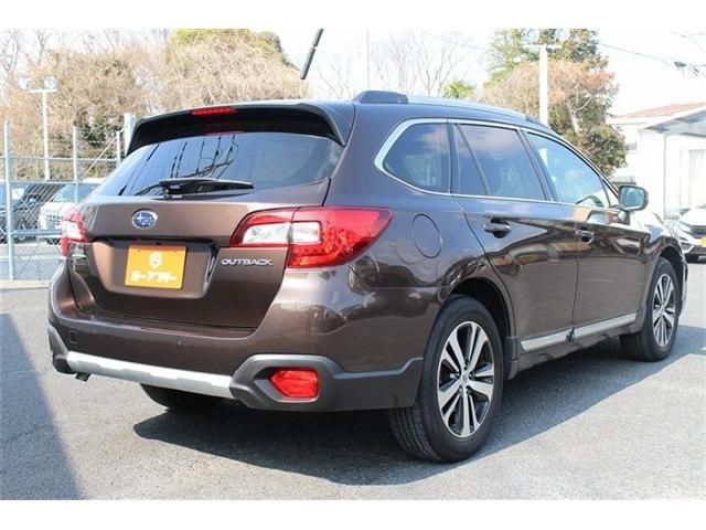 SUBARU LEGACY OUTBACK 2018 Image 31