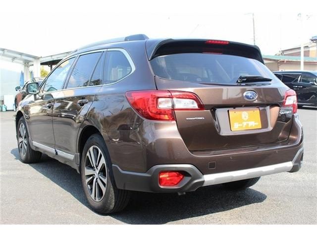 SUBARU LEGACY OUTBACK 2018 Image 31