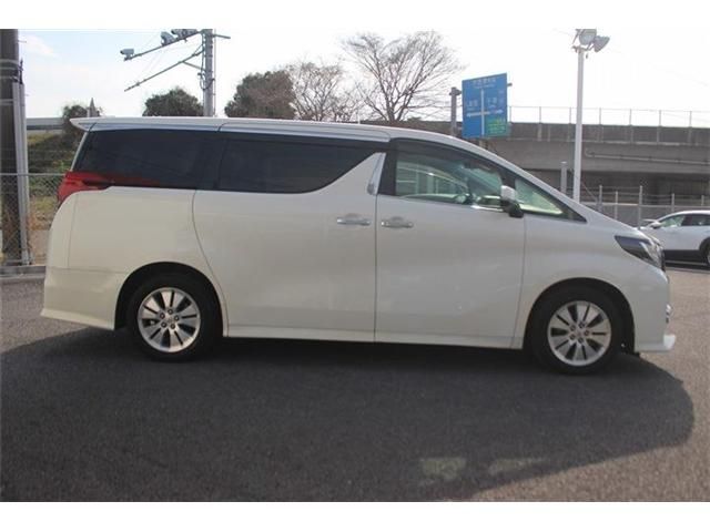 TOYOTA ALPHARD 2015 Image 31