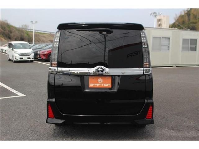 TOYOTA VOXY 2016 Image 31