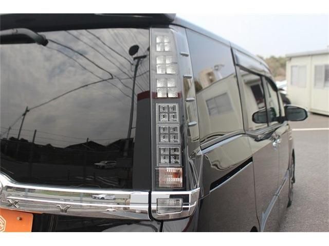 TOYOTA VOXY 2016 Image 31