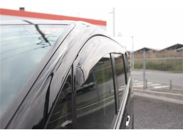 TOYOTA VOXY 2016 Image 31