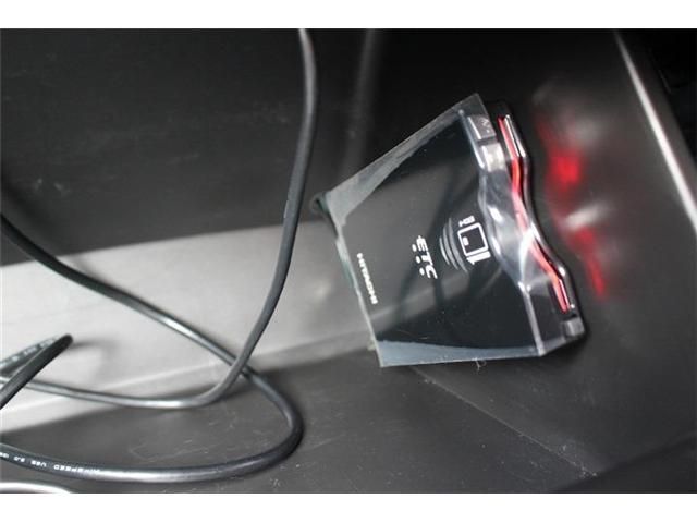 TOYOTA CAMRY HYBRID 2019 Image 31