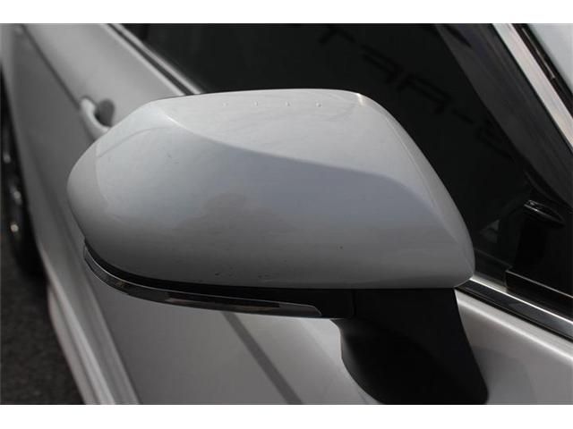 TOYOTA CAMRY HYBRID 2019 Image 31