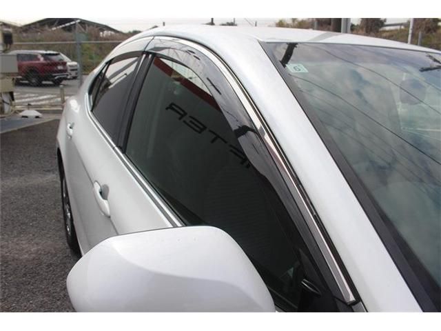 TOYOTA CAMRY HYBRID 2019 Image 31