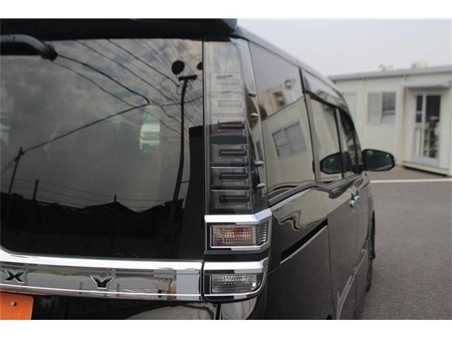 TOYOTA VOXY 2017 Image 31