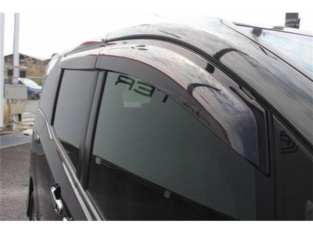 TOYOTA VOXY 2017 Image 31