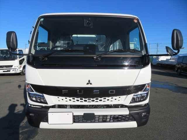 MITSUBISHI CANTER 2025 Image 31