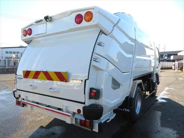 MITSUBISHI CANTER 2025 Image 31