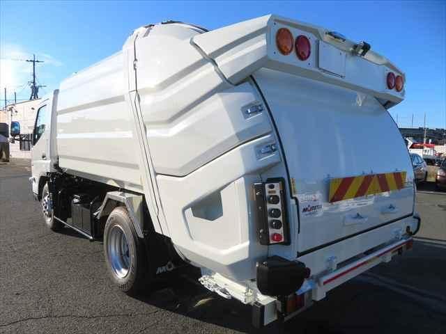 MITSUBISHI CANTER 2025 Image 31