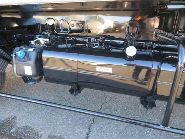 MITSUBISHI CANTER 2025 Image 31