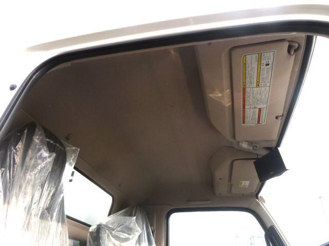 MITSUBISHI CANTER 2025 Image 31