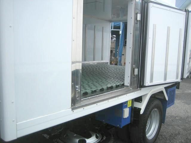 ISUZU ELF 2022 Image 31