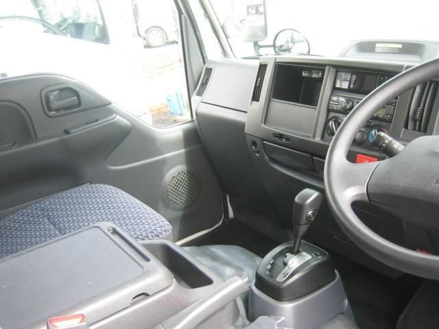 ISUZU ELF 2022 Image 31