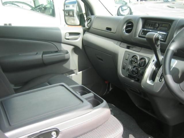 NISSAN CARAVAN VAN 2WD 2021 Image 31