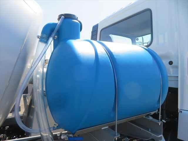 MITSUBISHI FUSOU FIGHTER 2026 Image 31