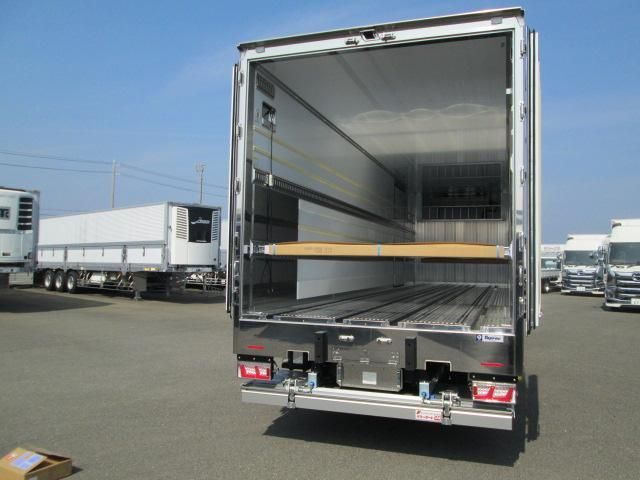 HINO PROFIA 2025 Image 31