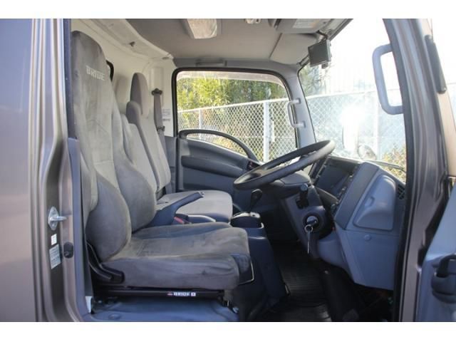 ISUZU ELF 2017 Image 31