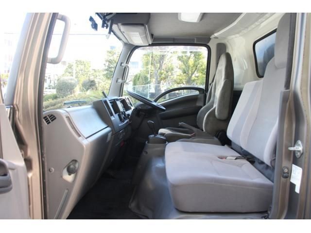 ISUZU ELF 2017 Image 31