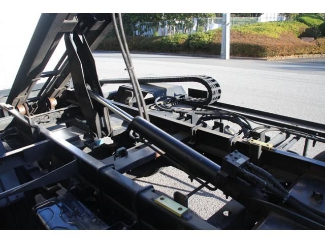 ISUZU ELF 2017 Image 31