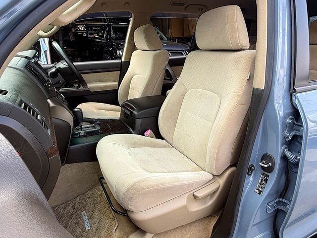 TOYOTA LANDCRUISER WAGON 2010 Image 31