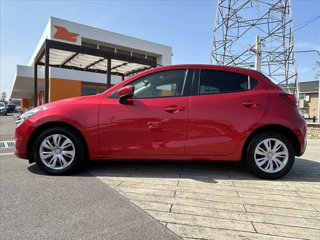 MAZDA DEMIO 2017 Image 31