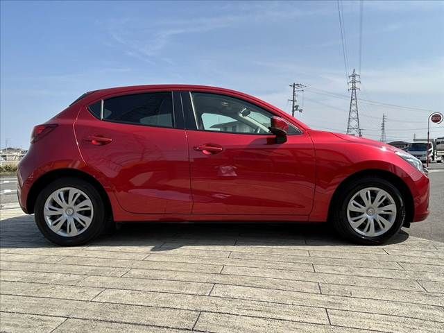 MAZDA DEMIO 2017 Image 31