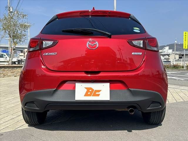 MAZDA DEMIO 2017 Image 31