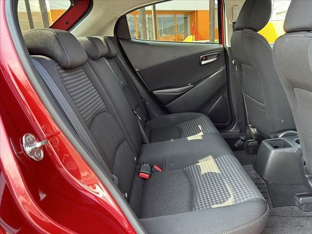 MAZDA DEMIO 2017 Image 31