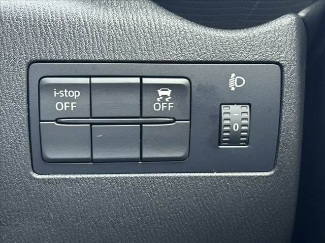 MAZDA DEMIO 2017 Image 31