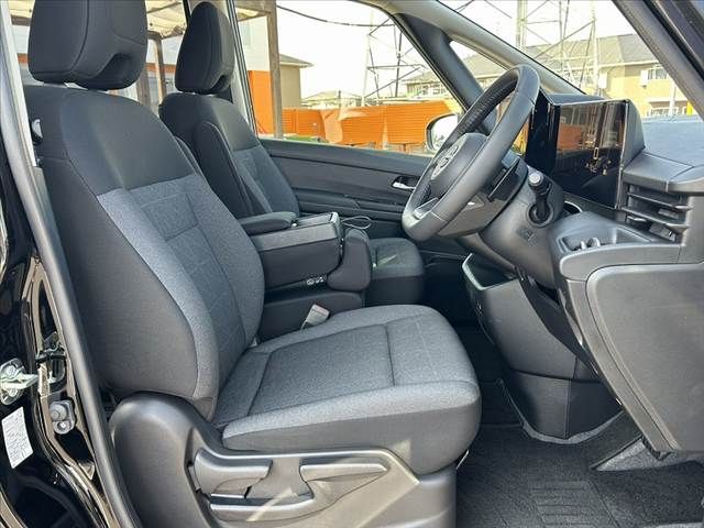 NISSAN SERENA  WG 2025 Image 31