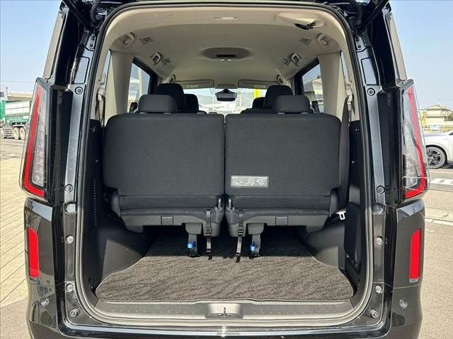 NISSAN SERENA  WG 2025 Image 31