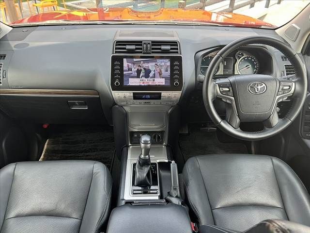 TOYOTA LANDCRUISER PRADO 2023 Image 31