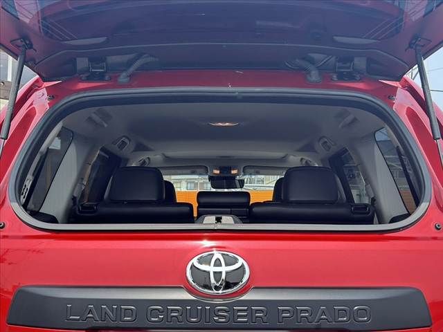 TOYOTA LANDCRUISER PRADO 2023 Image 31