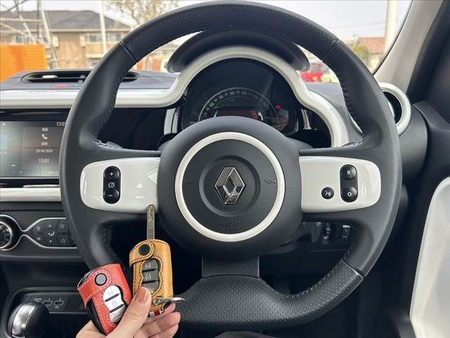 RENAULT TWINGO 2020 Image 31