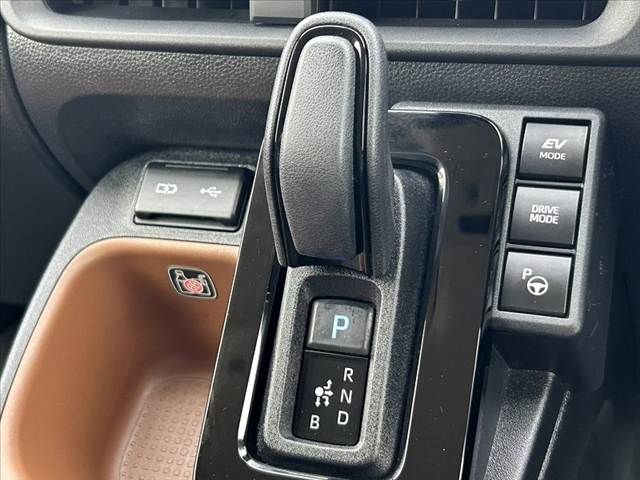 TOYOTA SIENTA HYBRID 2023 Image 31